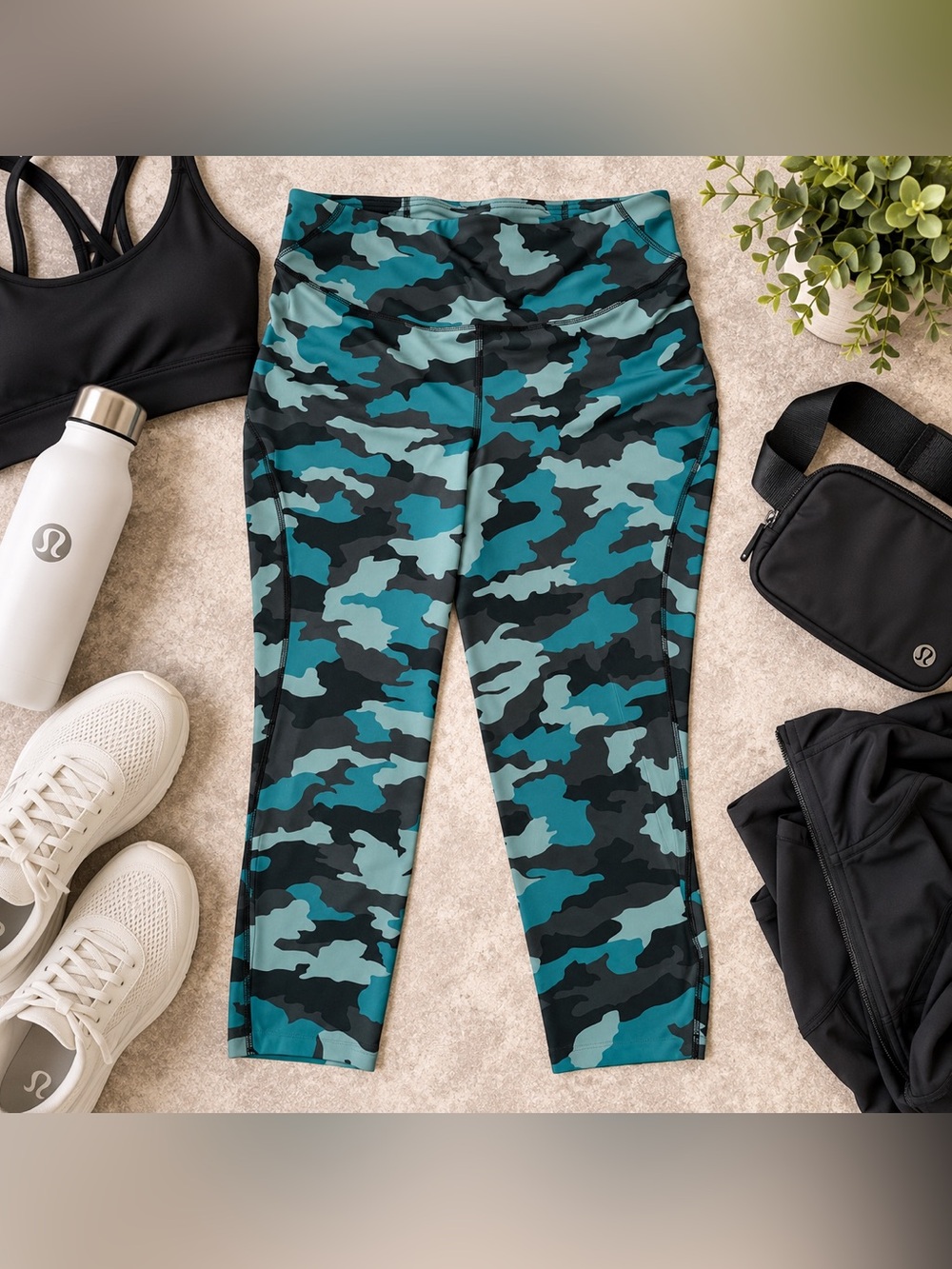 Lululemon Base Pace High Rise Crop 23â Size 14 Heritage 365 Camo Tidewater Teal